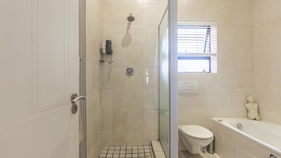 To Let 2 Bedroom Property for Rent in Big Bay Western Cape